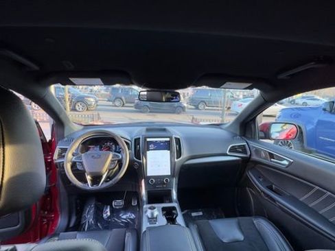 Certified 2023 Ford Edge ST image 20