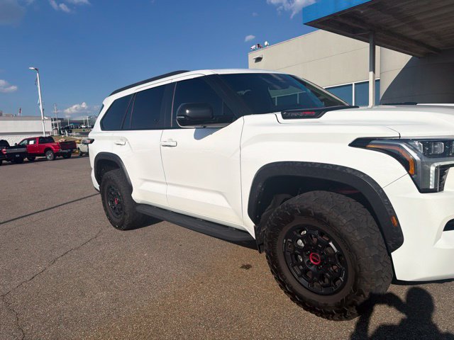 Used 2024 Toyota Sequoia TRD Pro AWD/4WD image 6