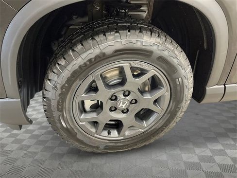 New 2025 Honda Pilot TrailSport image 14