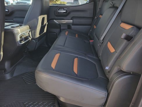 Used 2020 GMC Sierra 1500 AT4 w/ AT4 Premium Package image 8