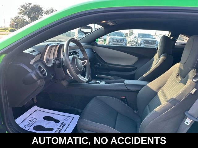 Used 2011 Chevrolet Camaro LS RWD image 2