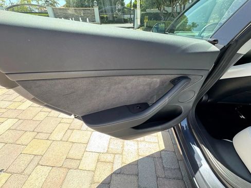 Used 2023 Tesla Model 3 Standard Range RWD image 21