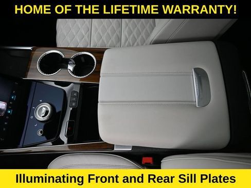 Used 2025 Cadillac Escalade Sport Platinum w/ LPO, Floor Liner Package AWD/4WD image 41
