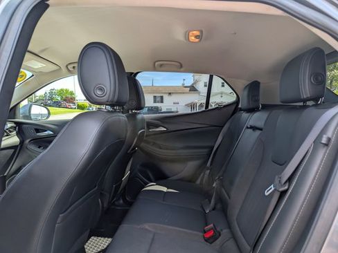 Used 2022 Buick Encore GX Select FWD image 16