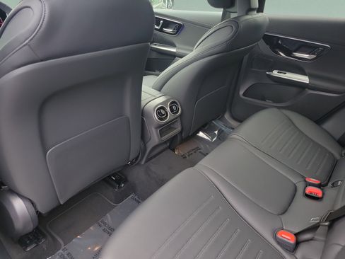 Certified 2026 Mercedes-Benz GLC 300 image 10