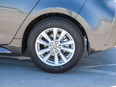 New 2026 Toyota Corolla SE FWD image 11