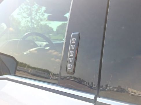 Used 2019 Ford F150 Limited AWD/4WD image 20