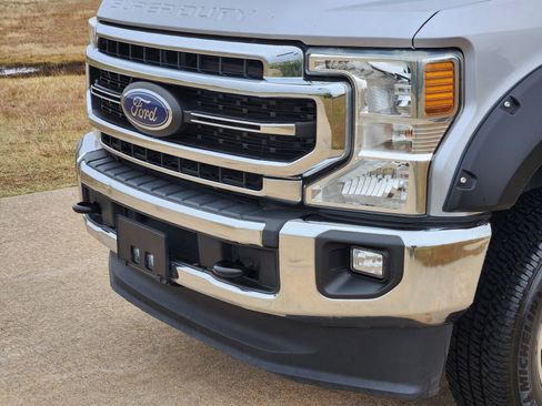 Used 2022 Ford F250 Lariat w/ Lariat Value Package image 10