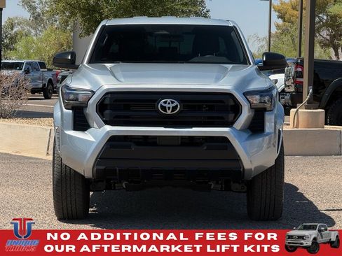 Used 2024 Toyota Tacoma SR AWD/4WD image 2