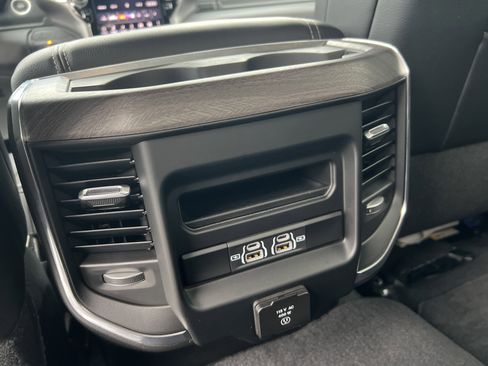 Used 2025 RAM 2500 Laramie image 15