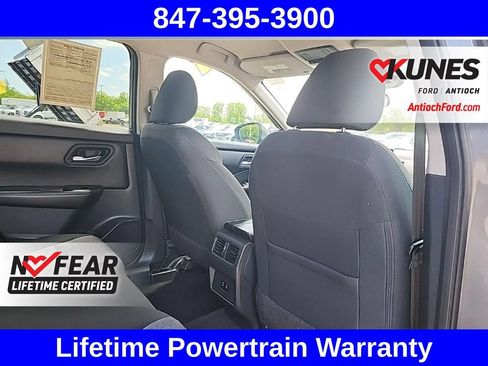 Used 2025 Nissan Rogue SV AWD/4WD image 55