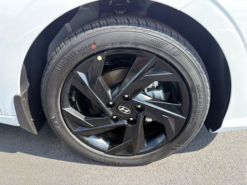 New 2026 Hyundai Elantra Sport FWD image 13