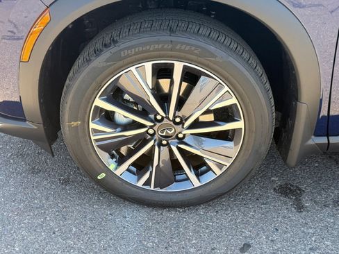 New 2026 INFINITI QX60 Luxe image 10