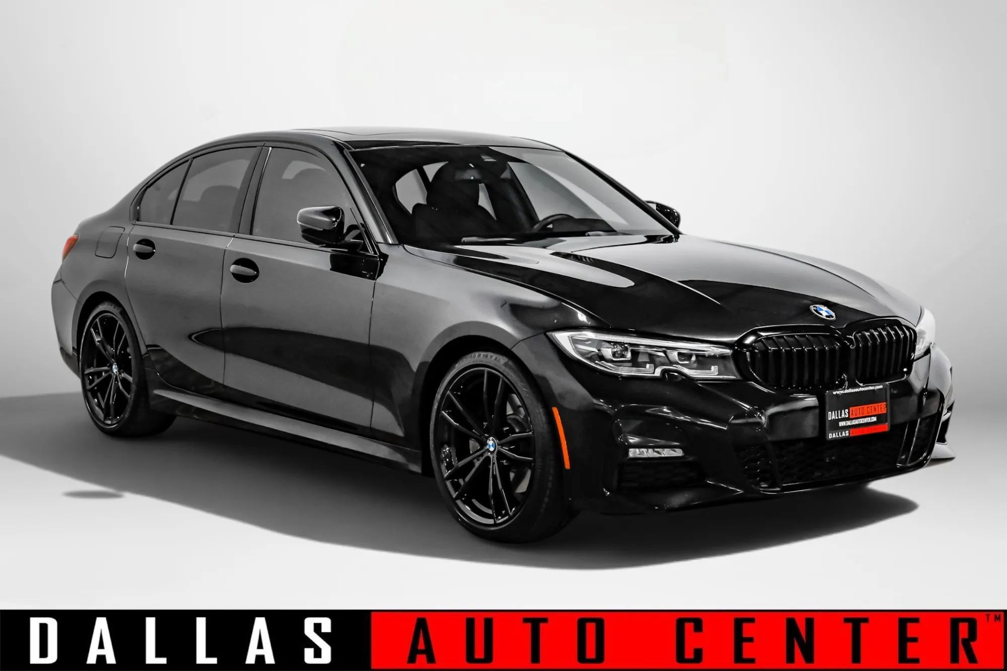 Used 2020 BMW 330i Sedan w/ M Sport Package RWD image 1