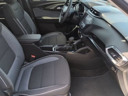 Certified 2023 Chevrolet TrailBlazer LT FWD image 25