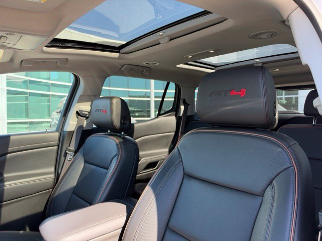 Used 2023 GMC Acadia AT4 w/ Preferred Package AWD/4WD image 14