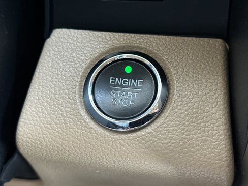 Used 2016 Ford F150 Lariat w/ Equipment Group 502A Luxury image 22