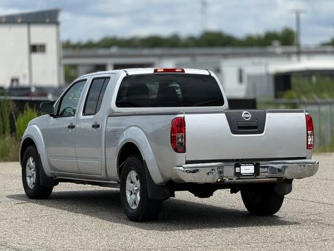 Used 2012 Nissan Frontier SV AWD/4WD image 10