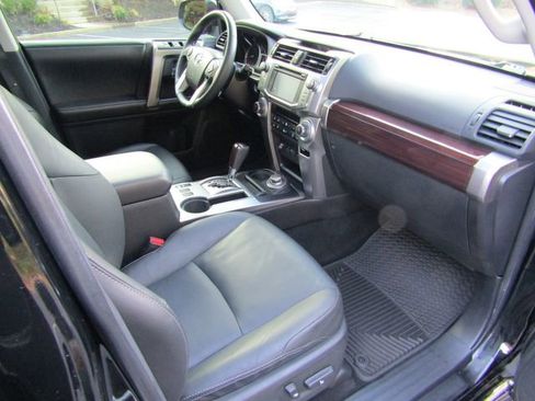 Used 2016 Toyota 4Runner Limited image 20