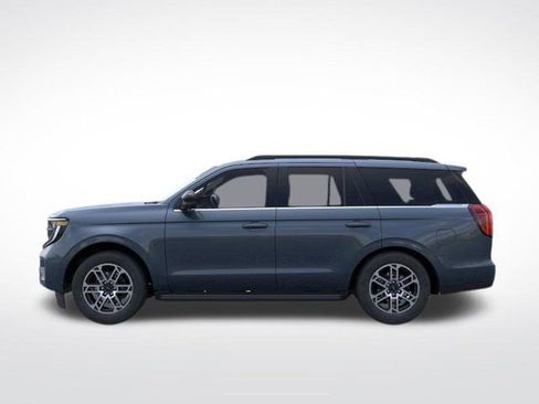 New 2026 Ford Expedition Active RWD image 5
