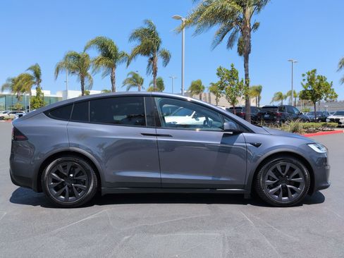 Used 2023 Tesla Model X AWD/4WD image 11