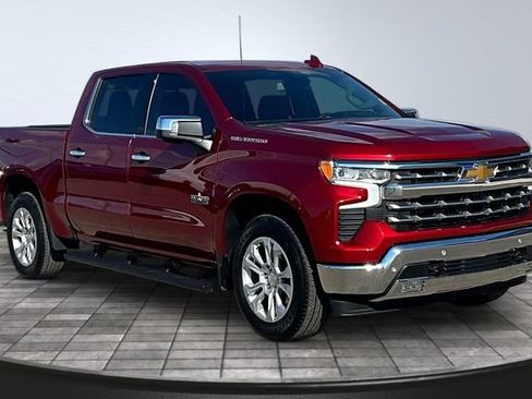 Used 2025 Chevrolet Silverado 1500 LTZ w/ LTZ Premium Texas Edition RWD image 3