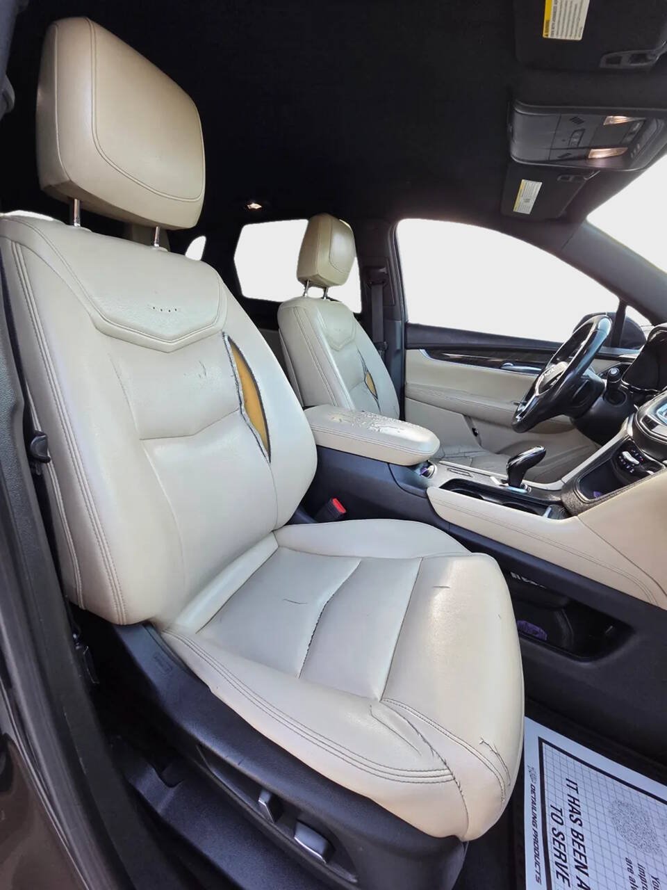 Used 2018 Cadillac XT5 FWD image 11