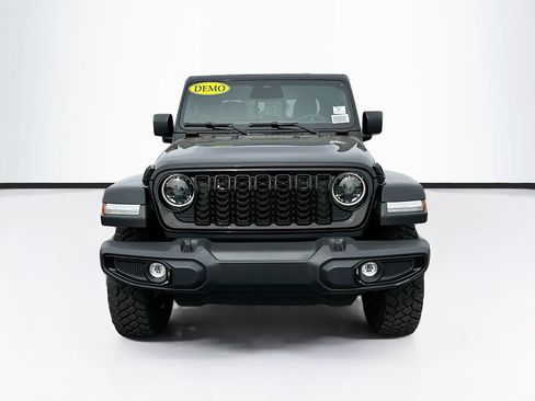 New 2026 Jeep Gladiator Sport AWD/4WD image 3