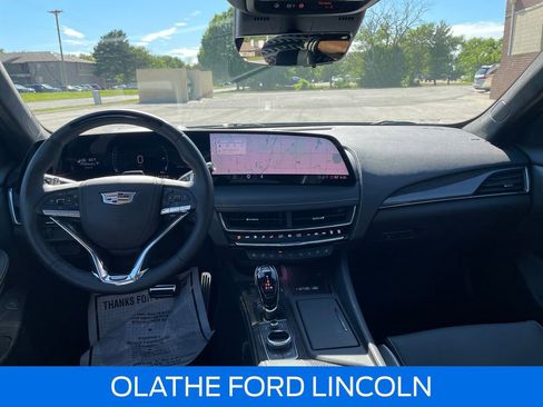 Used 2026 Cadillac CT5 V w/ Technology Package AWD/4WD image 24