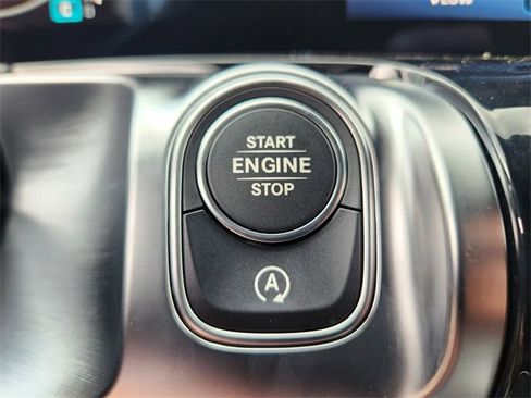 New 2026 Mercedes-Benz GLB 250 4MATIC image 24