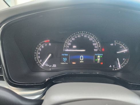 Used 2017 Cadillac XT5 Luxury w/ Driver Awareness Package FWD image 19
