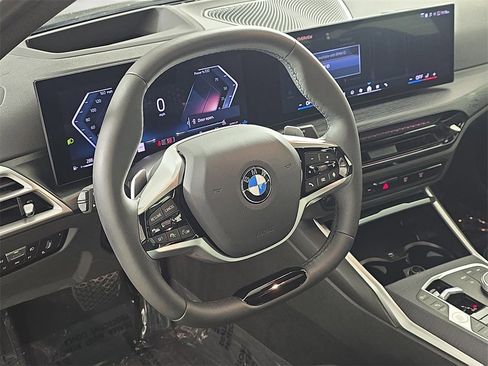 Used 2025 BMW 330i xDrive Sedan w/ Premium Package image 19