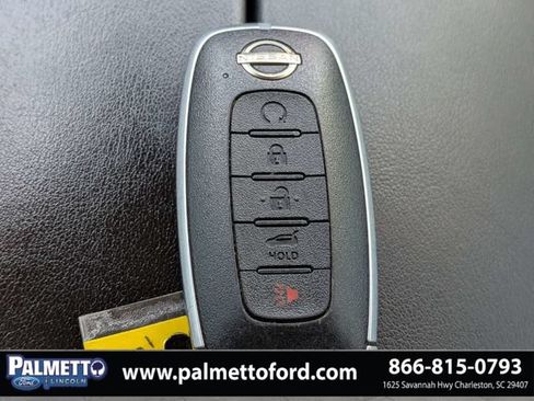 Used 2023 Nissan Rogue SV w/ SV Premium B Package FWD image 29