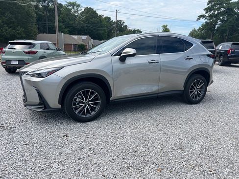 Used 2025 Lexus NX 250 FWD w/ Premium Package image 1