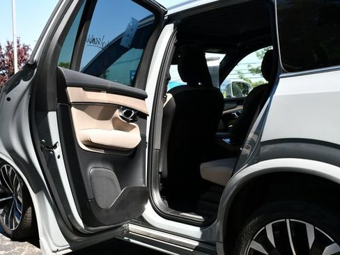 Used 2026 Volvo XC90 B6 Plus AWD/4WD image 15