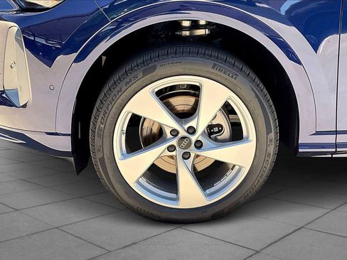 New 2025 Audi Q5 Premium Plus image 11