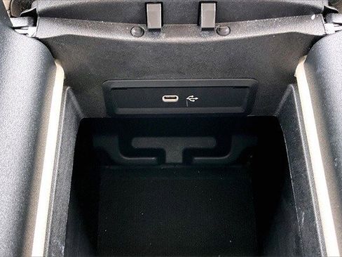 Used 2025 Mercedes-Benz GLE 350 4MATIC image 19