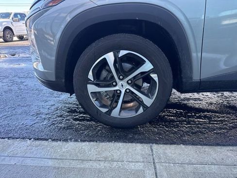 Used 2024 Chevrolet Trax RS w/ Sunroof Package image 8