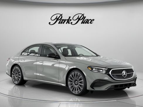 Used 2026 Mercedes-Benz E 350 Sedan image 32