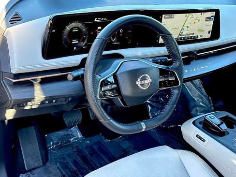 Certified 2024 Nissan Ariya FWD image 11