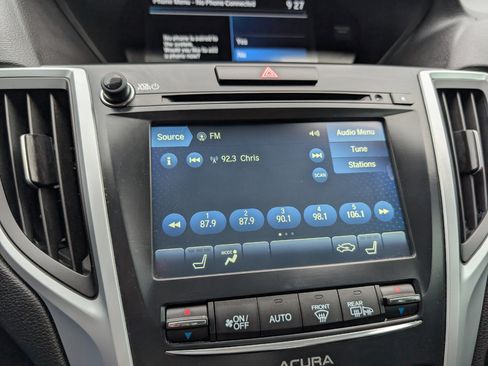 Used 2019 Acura TLX image 17