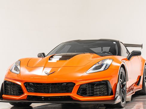 Used 2019 Chevrolet Corvette ZR1 RWD image 5