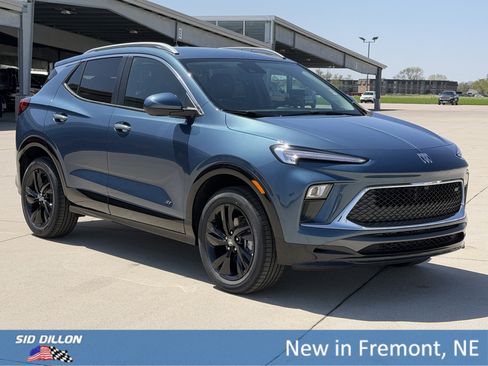 New 2026 Buick Encore GX Sport Touring AWD/4WD image 2