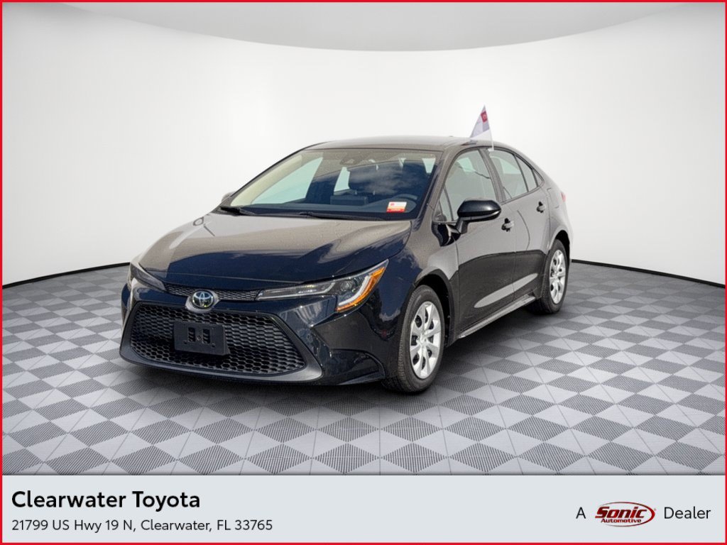 Certified 2022 Toyota Corolla LE FWD image 1