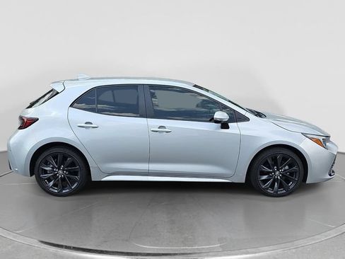 Used 2024 Toyota Corolla XSE FWD image 3