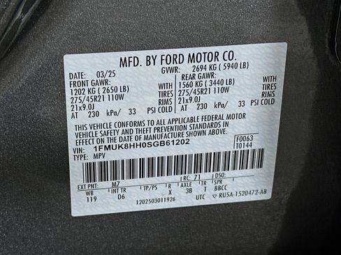 Used 2025 Ford Explorer Platinum w/ LUX Leather Package image 12