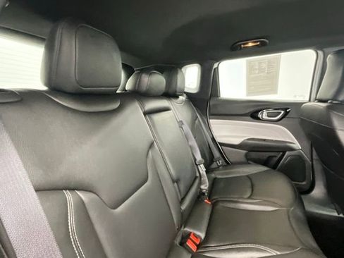Used 2025 Jeep Compass Limited AWD/4WD image 14