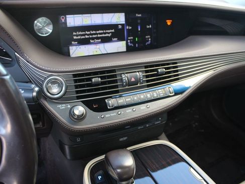Used 2018 Lexus LS 500 AWD image 19