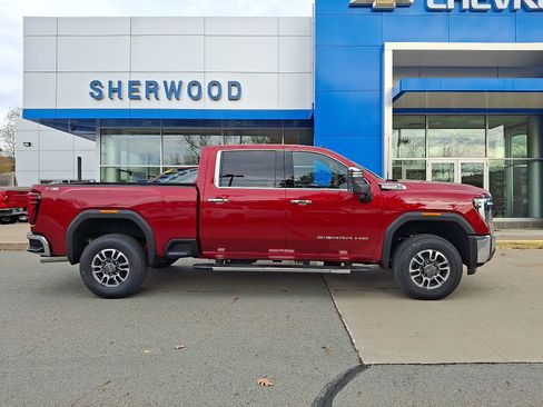 New 2026 GMC Sierra 2500 SLT w/ SLT Premium Package image 7