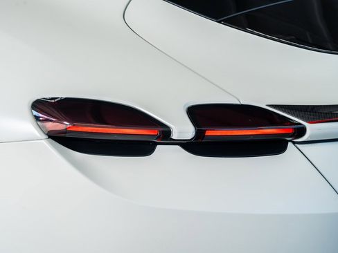 Used 2023 Ferrari Roma image 25